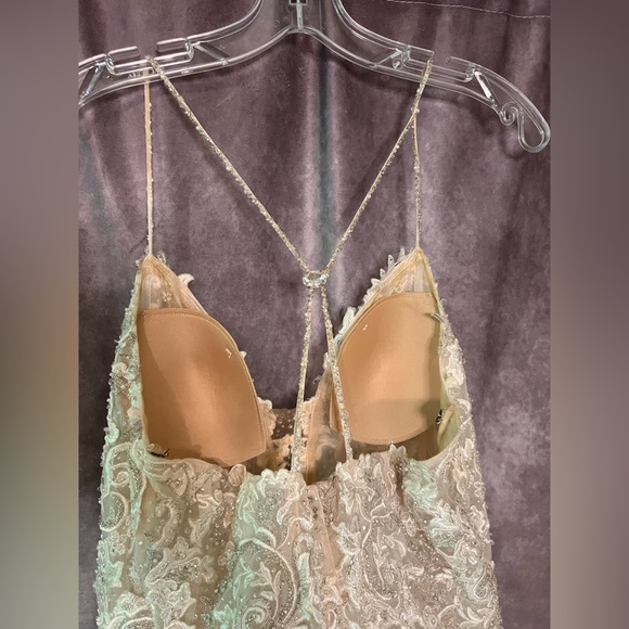 Mon Cheri Bridal wedding dress. Great condition, size 18. - Picture 9 of 9